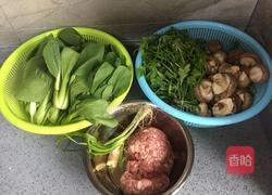 荠菜香菇馄饨的做法图解2