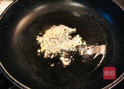 蒜蓉腊肉香炒抱子甘蓝(Brussels Sprouts）的做法图解6