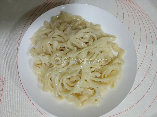 出锅我用冷水过了一遍