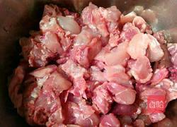 辣子兔丁的做法图解1