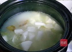 白萝卜炖筒子骨汤的做法图解7