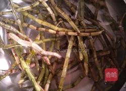 新鲜石斛虫草花炖排骨的做法图解3