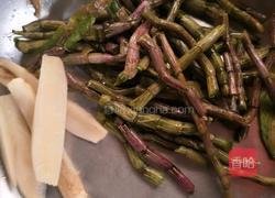 新鲜石斛虫草花炖排骨的做法图解4