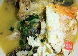 荷包蛋黄骨鱼汤的做法图解8