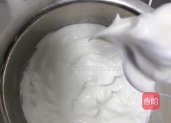 戚风蛋糕的做法图解7