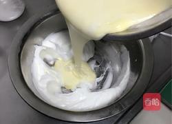 戚风蛋糕的做法图解9