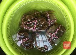 清蒸大闸蟹的做法图解3