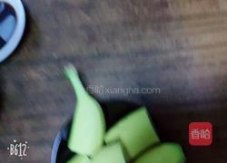 东北大骨头炖酸菜的做法图解9