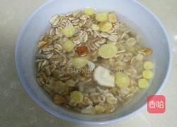 燕麦西米牛奶的做法图解1