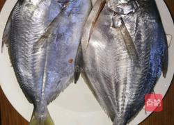 煎海鱼的做法图解1