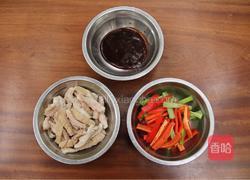 双椒肥肠的做法图解1