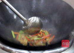 双椒肥肠的做法图解4