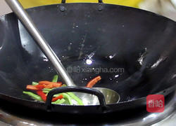 双椒肥肠的做法图解3