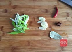 脊骨炖鸡的做法图解2