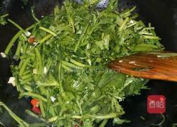 清炒茼蒿的做法图解4