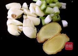 酸菜牛肉的做法图解2