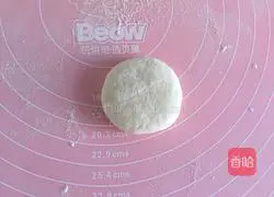 Illustration of how to make goldfish steamed buns 6