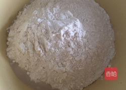 平安果馒头的做法图解1
