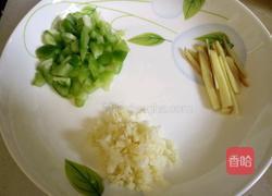 虾仁炒冬瓜的做法图解1