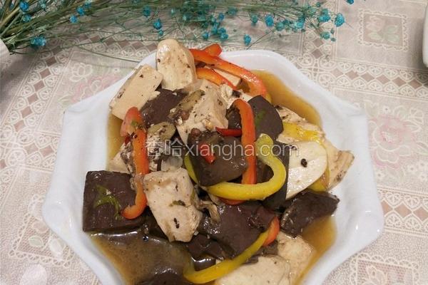 鸭血炖豆腐
