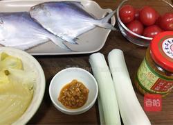 潮汕咸菜蒸鲳鱼的做法图解1