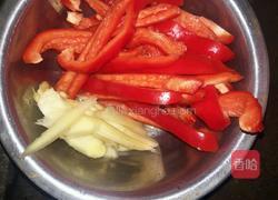 豌豆烧回锅肉的做法图解3