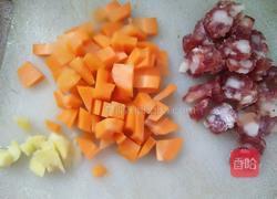 电饭煲炒饭的做法图解1