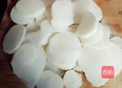 白萝卜煮鱼头的做法图解2