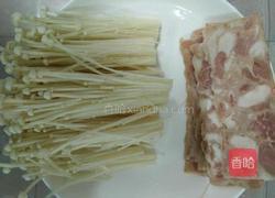 香煎培根金针菇卷的做法图解1