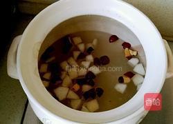 雪梨红枣粥的做法图解3