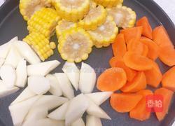 山药玉米排骨汤的做法图解3