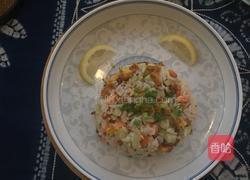 三文鱼鸡蛋炒饭的做法图解2