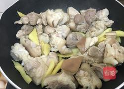 猪脚姜醋的做法图解1