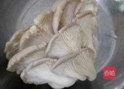 油炸平菇的做法图解1