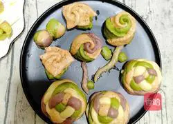 Illustration of how to make hydrangea steamed buns 14