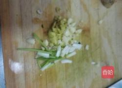 海鲜疙瘩汤的做法图解1