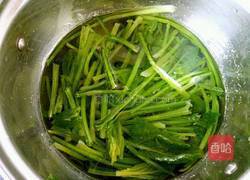减脂辣菠菜的做法图解3