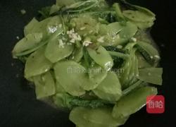 蒜蓉炒莴笋的做法图解3