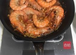 红烧南美大对虾的做法图解4