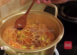 韩式辣白菜豆芽汤的做法图解11