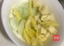 小鸡炖蘑菇粉条的做法图解3