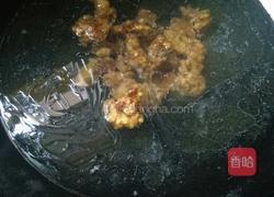 平菇酥肉汤的做法图解3