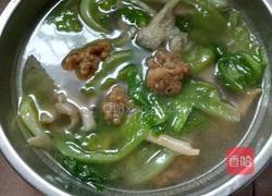 平菇酥肉汤的做法图解6