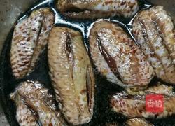 电饭锅焖鸡翅（懒人必备）的做法图解1
