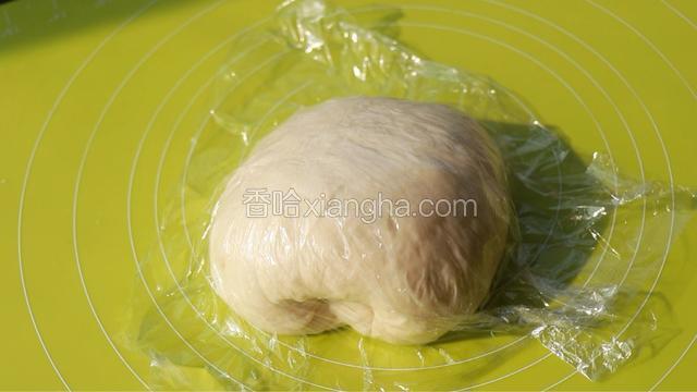 整理成团，密封松弛15分钟