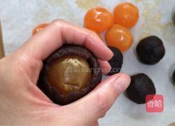 四色螺旋蛋黄酥的做法图解2