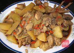 土豆焖鸡的做法图解8