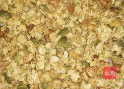 自制坚果麦片的做法图解4