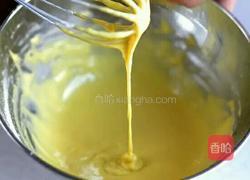 简单戚风蛋糕的做法图解3