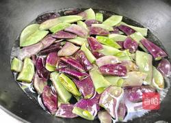 五花肉炒扁豆的做法图解4